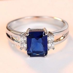 Perfect for your holiday outfits Sapphire blue sz7